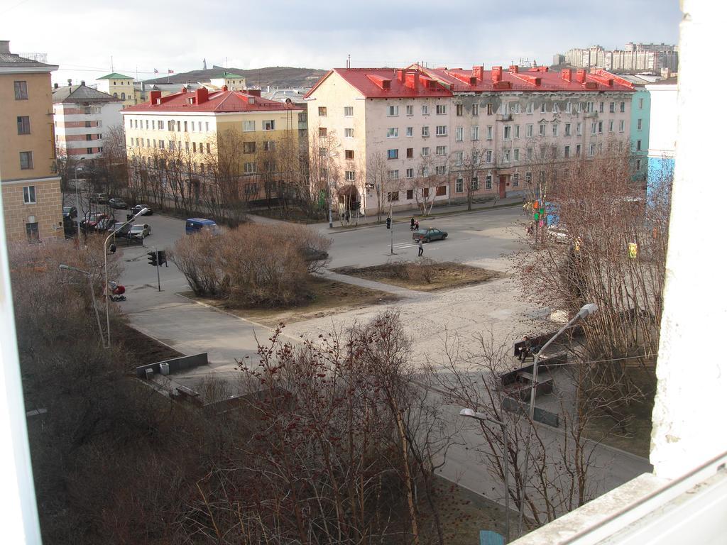 Apartment On Sofi Perovskoy 21 Murmansk Bagian luar foto